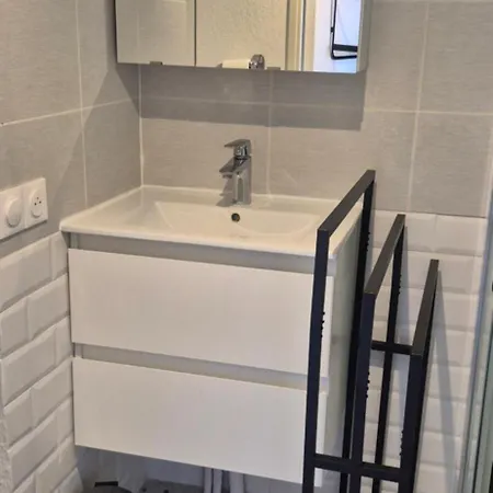 Duplex Renove, Piscine, Clim, Centre Port Apartment *